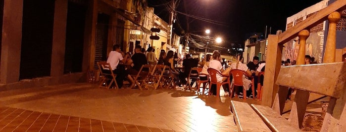 Praça Conde de Azambuja (Praça da Mandioca) is one of Locais curtidos por Caroline.