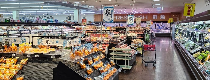 マックスバリュ 倶知安店 is one of Niseko, Hokkaido Japan.