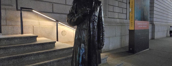 Abraham Lincoln Statue is one of New York.