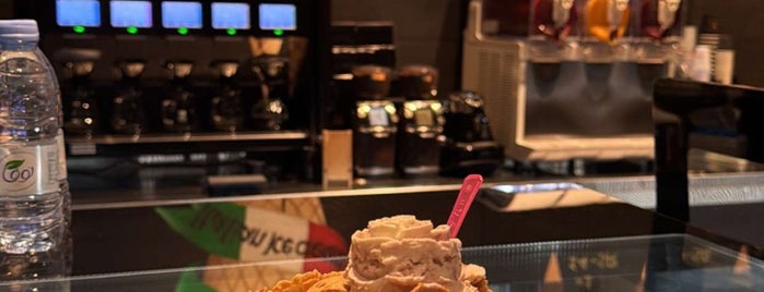 Ice Cream 36 & Coffee is one of Riyadh Cafes.
