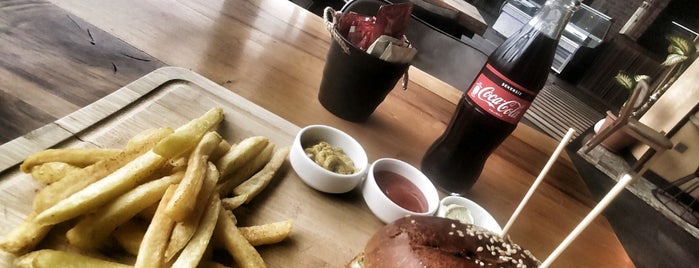 Moy Burger is one of İstanbul.