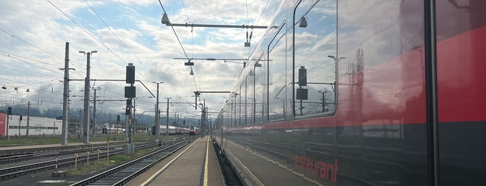 Villach Hauptbahnhof is one of Jumping into the departing train.