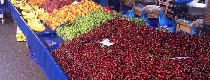 Salı Pazarı is one of Habibe'nin Beğendiği Mekanlar.