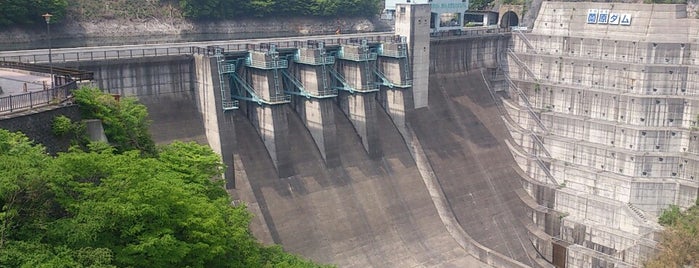 Sonohara Dam is one of Lugares favoritos de Kotaro.
