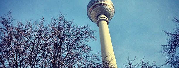 Torre de televisión de Berlín is one of Berlin Stadtwanderung #1.