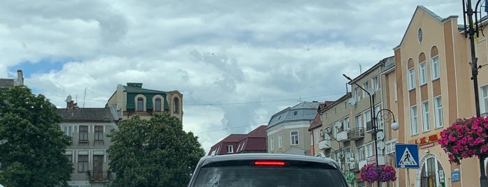 Площа Роксолани is one of #ятутбув.