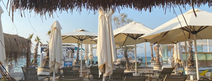 Luuma Beach & Restaurant is one of İzmir sayfiyeleri.