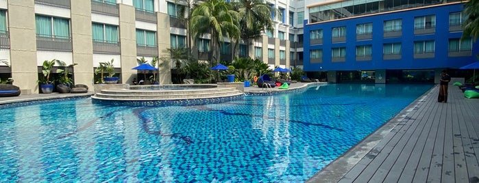 Novotel Swimming Pool is one of Swimmies Badge in Jakarta.