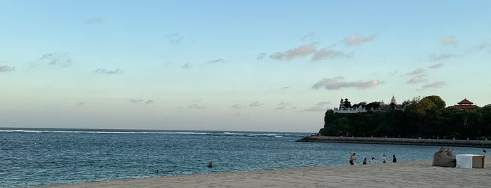 The St. Regis Bali Resort is one of 50 top resorts 2017.