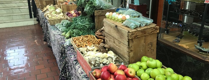 Brookline Winter Farmers Market is one of Metro West Eats.