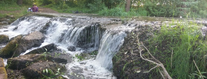 Черниговский водопад is one of Життя та стиль.