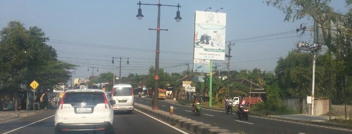 Jalan Solo - Kartosuro is one of regular.