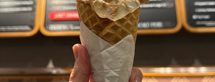 Salt & Straw is one of The 15 Best Places That Are Good for Singles in San Jose.