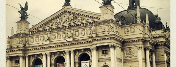 Teatro de Ópera y Ballet de Leópolis is one of Львов.