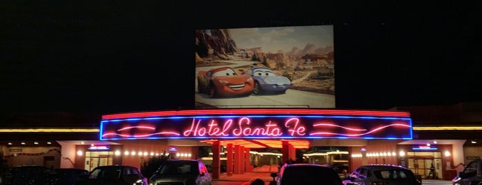 Disney's Hotel Santa Fe is one of he estado o dormido.