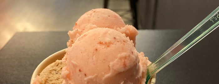 Paradis Ice Cream is one of Karenさんのお気に入りスポット.