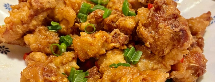 Le Oriental Bistro is one of The 15 Best Places for Walnut Shrimp in Los Angeles.