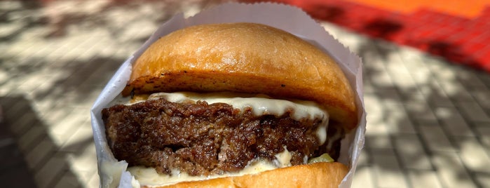 Amboy Quality Meats & Delicious Burgers is one of Burger.