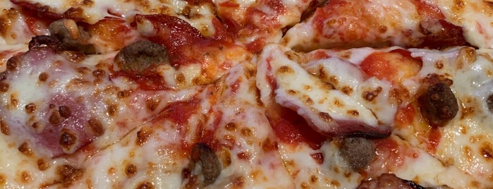 Papa John's Pizza is one of أبو ظبي.