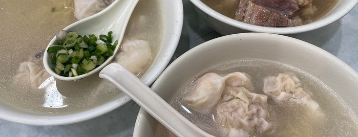Chiu Hing Noodle House is one of dai pai dong.