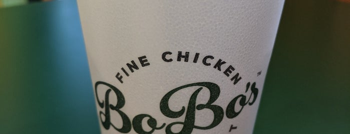 Bobo’s Fine Chicken Restaurant is one of Lieux qui ont plu à Dawn.