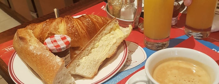 Le Moulin à Café is one of Esraさんのお気に入りスポット.