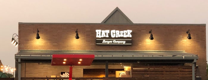 Hat Creek Burger Co. is one of Dianey'in Beğendiği Mekanlar.