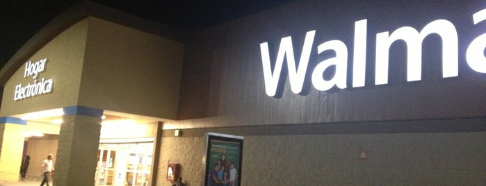 Walmart is one of Tempat yang Disukai Martin.