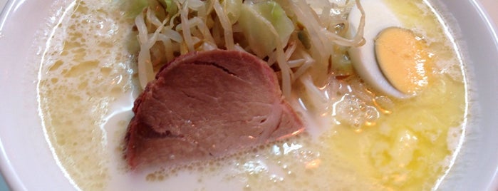 札幌ラーメン こぐま is one of カズ氏おすすめの麺処LIST.