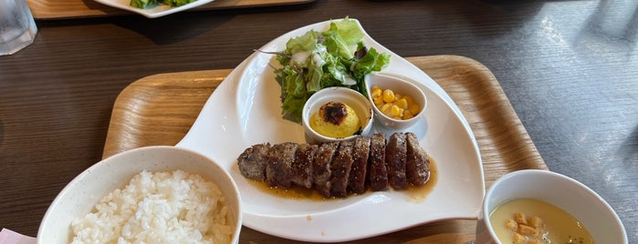 MALIBU 横浜東口三井ビル店 is one of Must-visit Food near MINATOMIRAI（MM）.