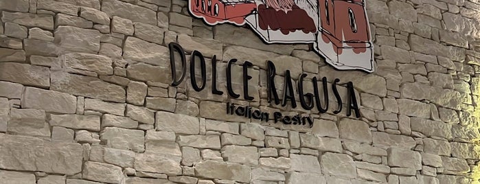 Dolce Ragusa is one of Lieux sauvegardés par Queen.