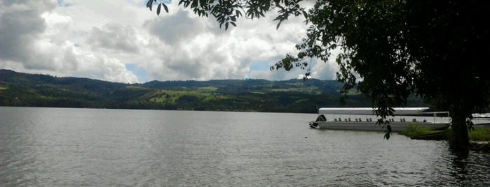 Laguna Azul (Laguna Sauce) is one of Perú 01.