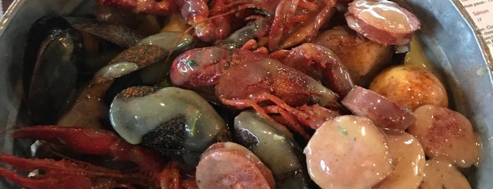 SeaShells Seafood Restaurant is one of Jackson : понравившиеся места.