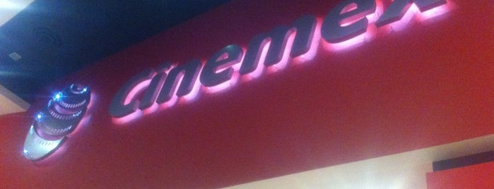 Cinemex is one of Lugares favoritos de Ismael.