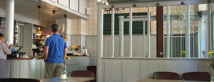 Kleines Café is one of Raphael : понравившиеся места.