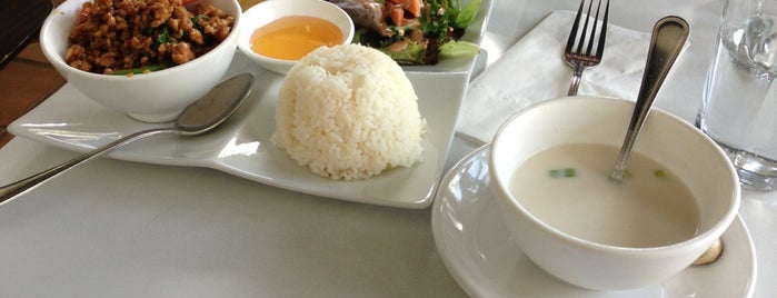 Thai House Express is one of Odile 님이 저장한 장소.