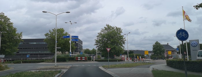 Rotonde Scharenburg - Koekoek is one of Halandinh's mayorships.