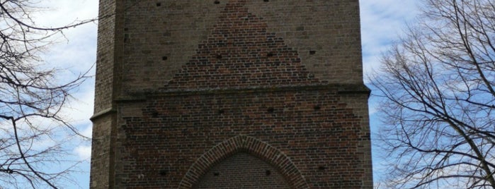 Oude Toren is one of Halandinh's mayorships.