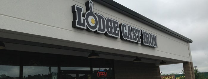 Lodge Factory Store - Sevierville is one of Roadtrip 2017.