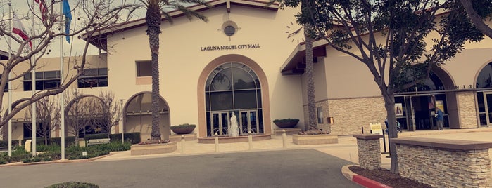 Laguna Niguel City Hall is one of C'ın Beğendiği Mekanlar.