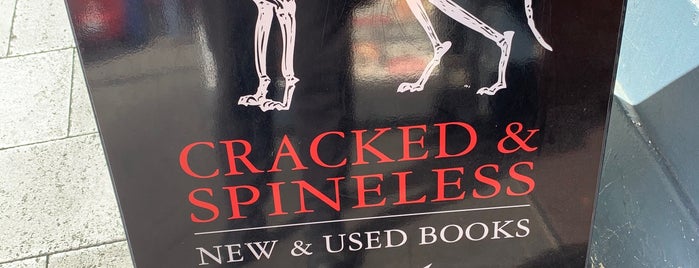 Cracked & Spineless is one of Locais curtidos por Mike.