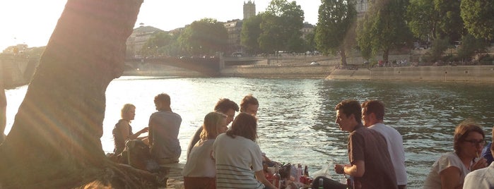 Pont Louis Philippe is one of Tempat yang Disukai Silvia.