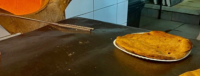 مخبز البيان is one of Fawzanさんの保存済みスポット.