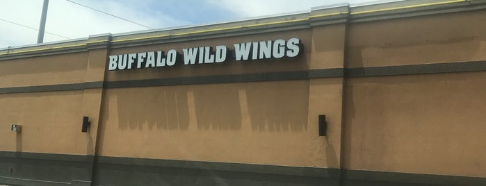 Buffalo Wild Wings is one of Must-visit Food in El Paso.