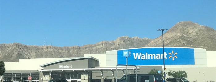 Walmart Supercenter is one of Tempat yang Disukai Guadalupe.
