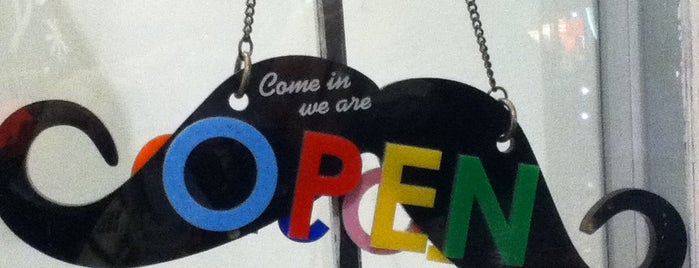 Tatty Devine is one of Shopping Plaisir.