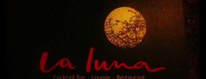 La Luna is one of Cenas.