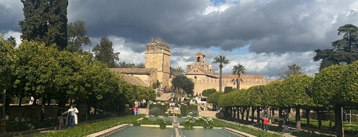 Alcázar de los Reyes Cristianos is one of uwishunu spain too.