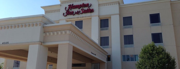 Hampton Inn & Suites is one of AT&T Wi-Fi Hot Spots- Hampton Inn and Suites #5.