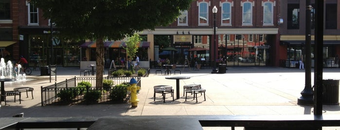 Latitude 35 is one of Knoxville Restaurant Week 2012.